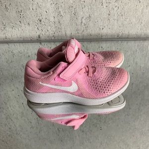 Pink Nike Toddler Shoes